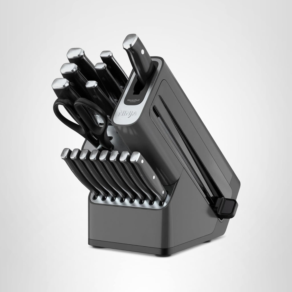 Ninja™ NeverDull® Knife Block Set | 17 Piece Kitchen Knife System with Built-in Sharpener | Rust Resistant, German Stainless-Steel Knives | Black | K32017