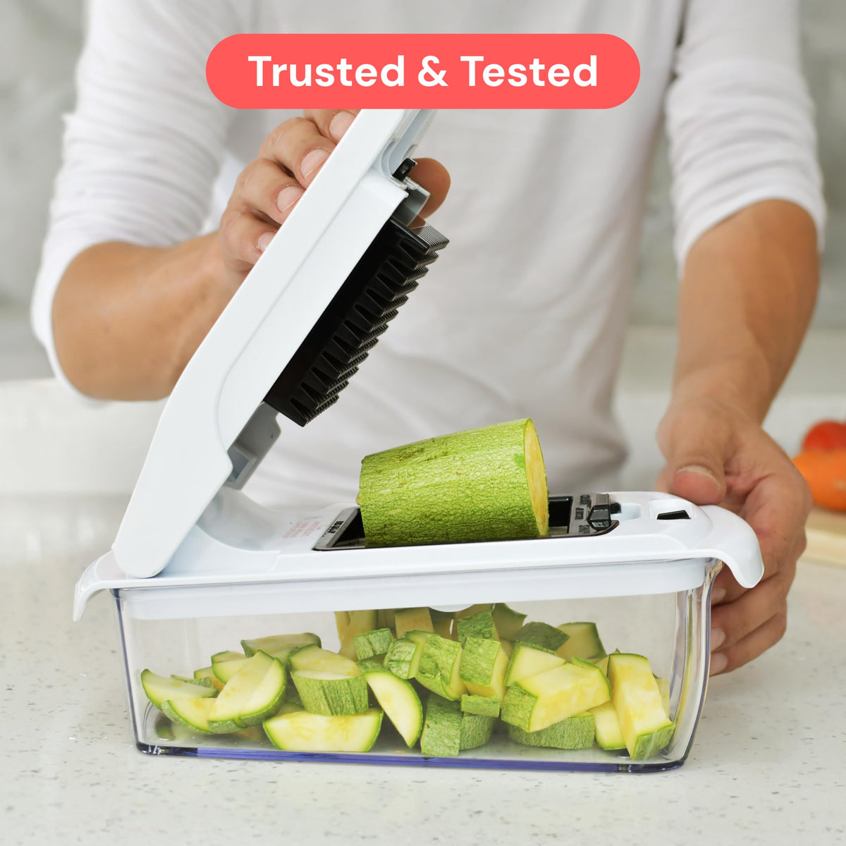 []Fullstar The Original Pro Chopper - Vegetable Chopper and Spiralizer, Food Chopper with Container, Fruit Slicer, Kitchen Gadgets & Gifts, Home Essentials (4 in 1, White)