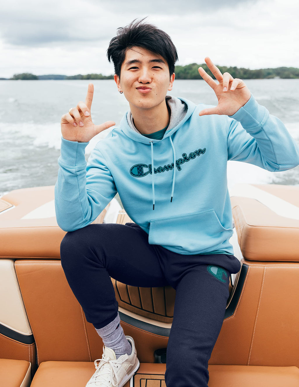 Champion Men's Pullover Graphic Fleece Hoodie, Standard Fit, Midweight Fleece, Classic Script Logo, Available in Regular and Big & Tall, Black, Large